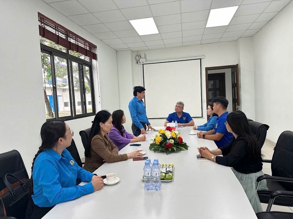 Xây dựng nơi làm việc không khói thuốc lá: Từ sáng kiến truyền thông đến chuẩn mực văn hóa công sở