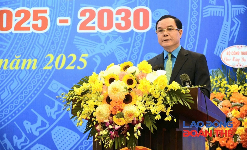 Đồng chí Nguyễn Đình Khang, Ủy viên Trung ương Đảng, Chủ tịch Tổng Liên đoàn Lao động Việt Nam. Ảnh: Nguyễn Việt