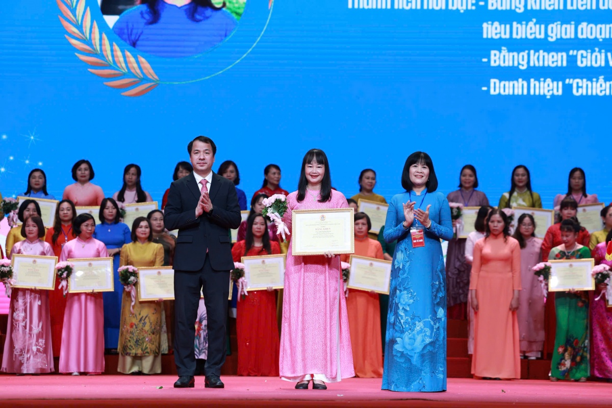 Người giữ lửa phong trào “2 giỏi” Người giữ lửa phong trào “2 giỏi”