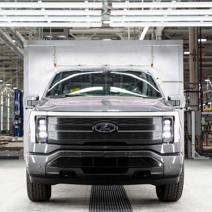 Ford điều chỉnh chiến lược điện hóa thu hẹp xe thuần điện tăng tốc hybrid và EREV