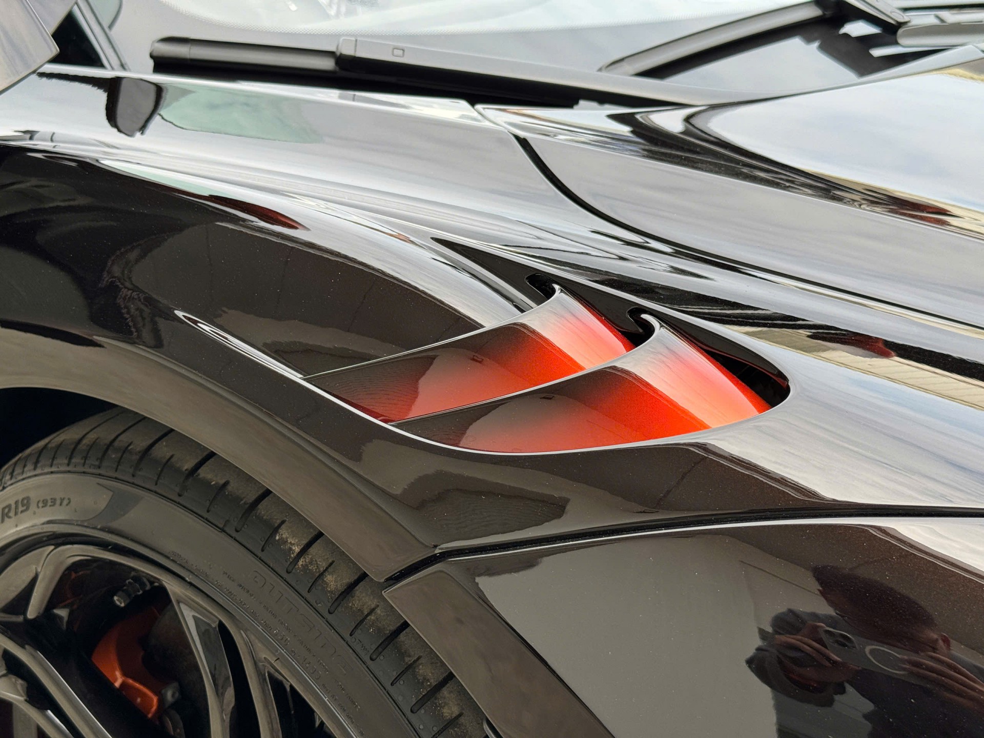 McLaren 750S Spider Orange Coriolis xuất hiện tại Hà Nội