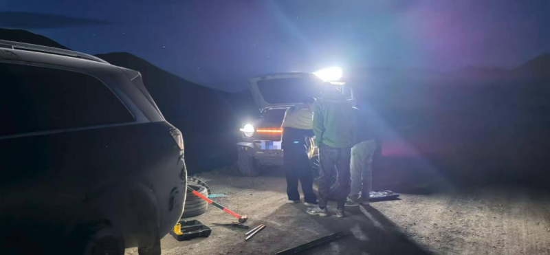 Gặp sự cố ở nơi hẻo lánh, chủ xe được giải cứu nhờ hệ thống liên lạc vệ tinh của Huawei