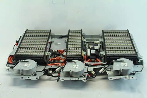 Pin xe hybrid có tuổi thọ bao lâu?