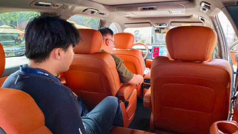 Geely Galaxy M9 - Mẫu crossover cao cấp với hệ thống trí tuệ nhân tạo nổi bật ở WAIC 2025