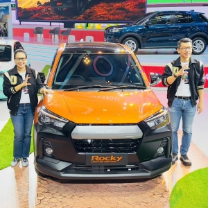 'Toyota Raize bản giới hạn' nâng cấp nhiều đồ chơi nhưng giá vẫn rẻ hơn xa bản thường bán ở Việt Nam