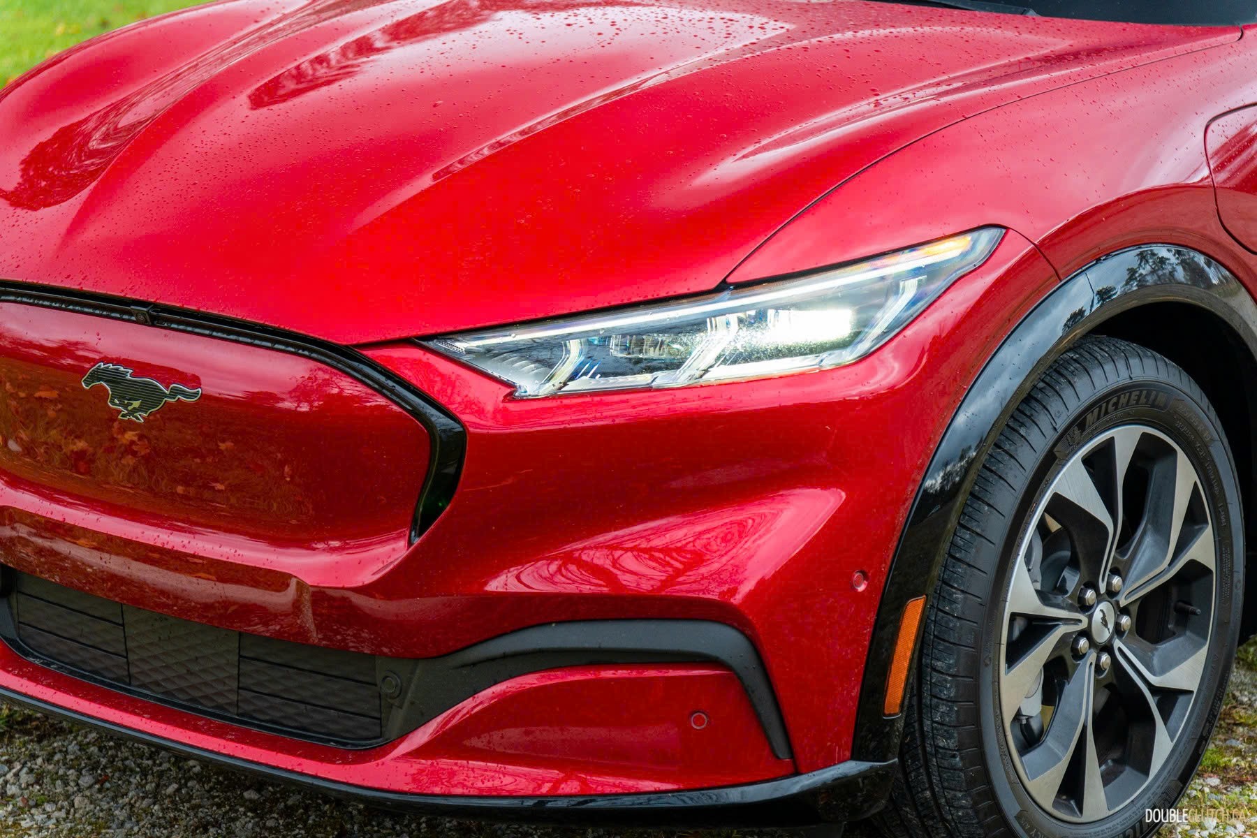 Ford Mustang Mach-E giá 1,6 tỷ đồng ở Philippines