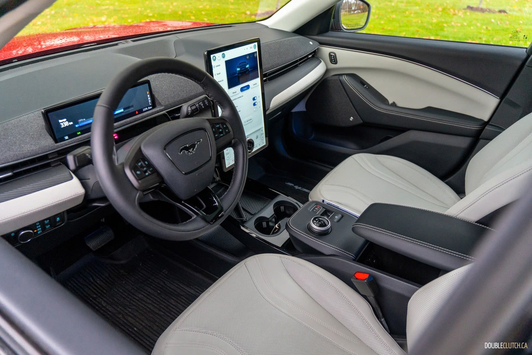 Ford Mustang Mach-E giá 1,6 tỷ đồng ở Philippines