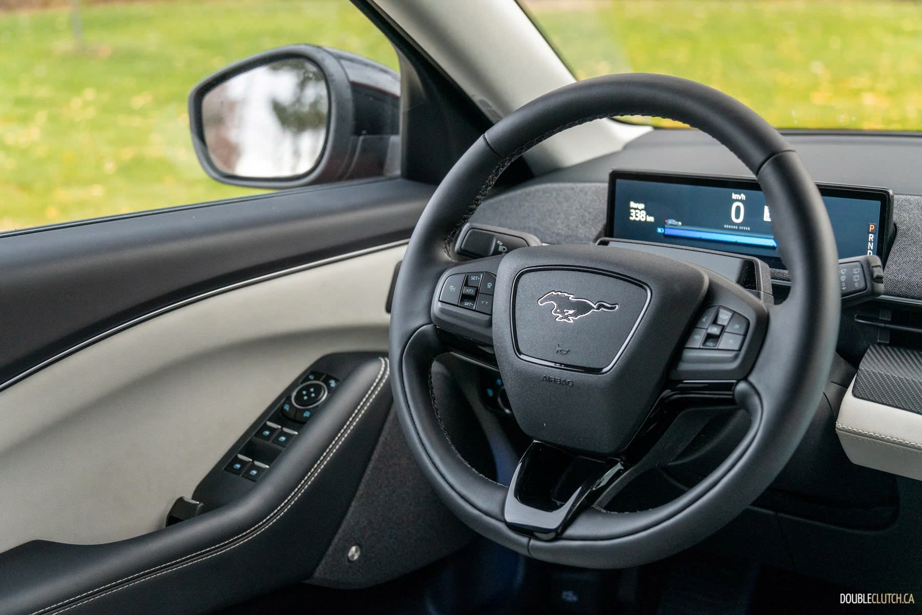 Ford Mustang Mach-E giá 1,6 tỷ đồng ở Philippines