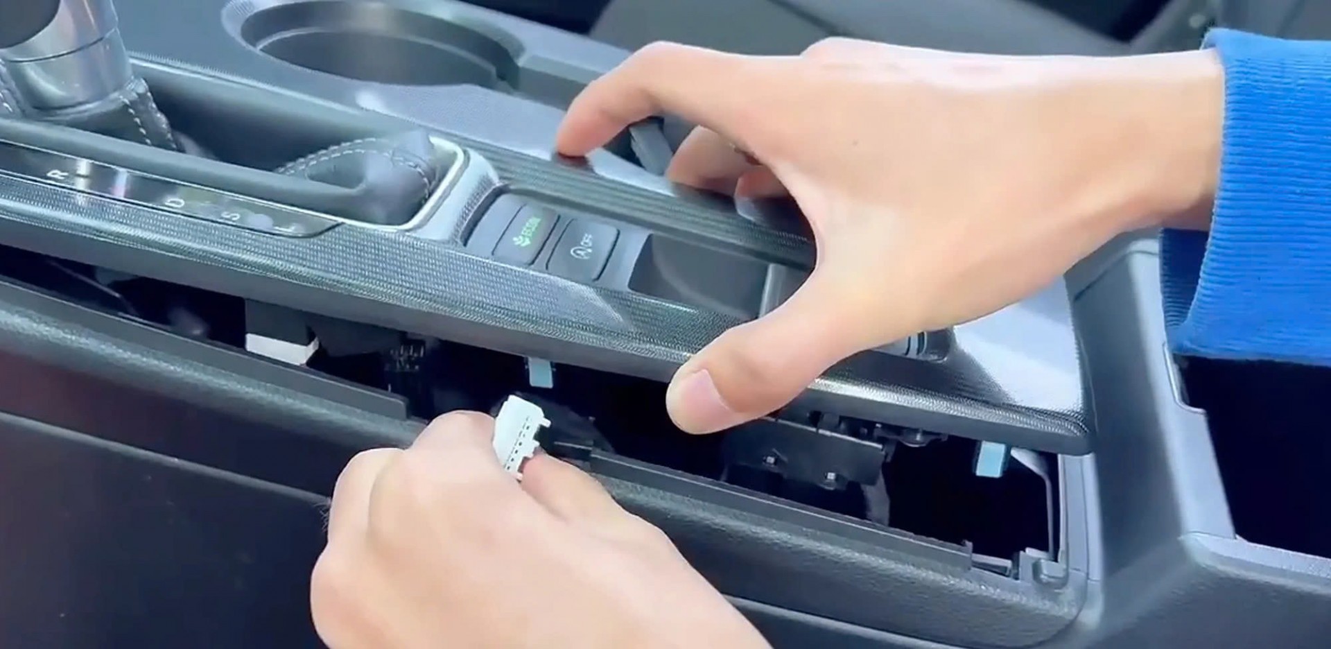 Kiện tính năng lỗi trên ô tô, mỗi chủ xe Honda có thể được đền bù tương đương 200 triệu đồng Kiện tính năng lỗi trên ô tô, mỗi chủ xe Honda có thể được đền bù tương đương 200 triệu đồng