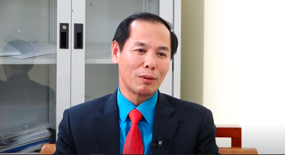 đồng chí Trần Văn Lịch - Chủ tịch Công đoàn phường Nam Định (tỉnh Ninh Bình). Ảnh: Nguyễn Việt