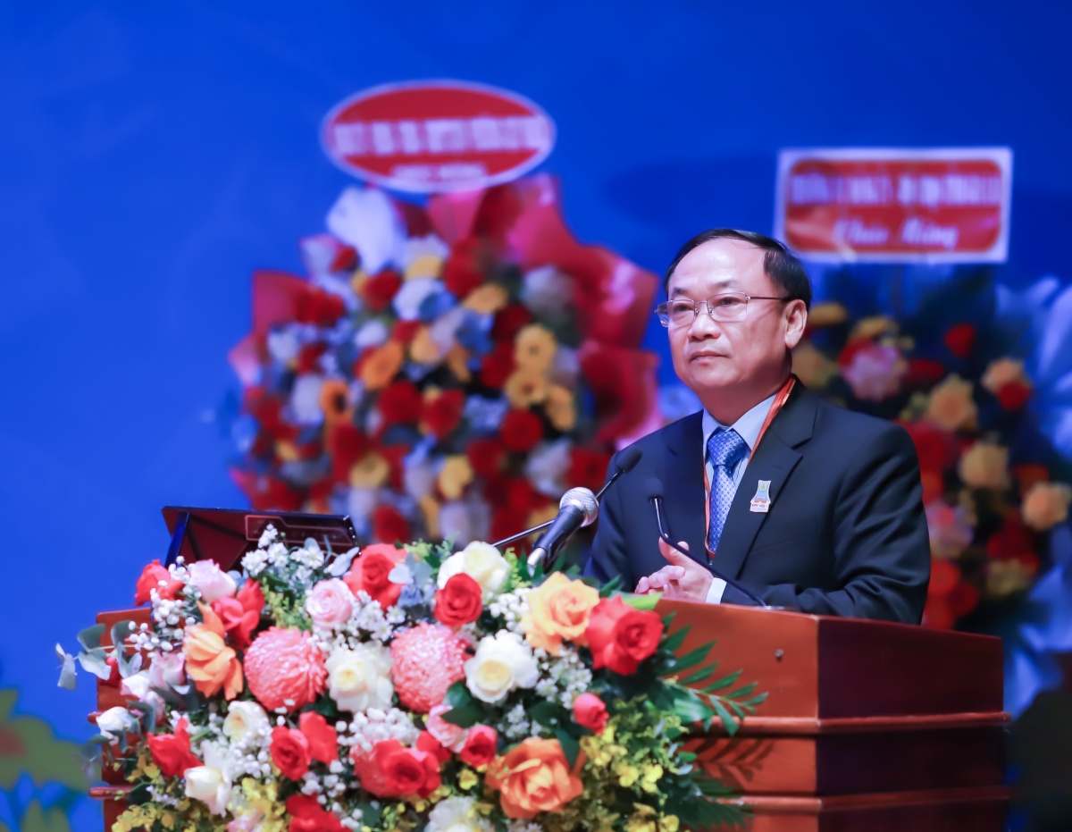 Công đoàn Gia Lai nhiệm kỳ mới: Giữ vững vai trò điểm tựa, đổi mới hướng mạnh về cơ sở Công đoàn Gia Lai nhiệm kỳ mới: Giữ vững vai trò điểm tựa, đổi mới hướng mạnh về cơ sở