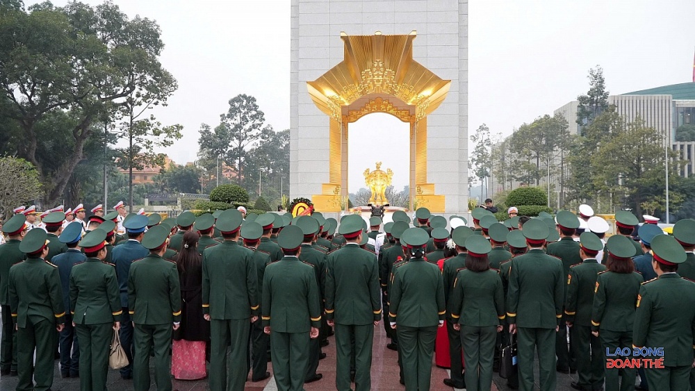 Trọn vẹn niềm tin trước anh linh Chủ tịch Hồ Chí Minh