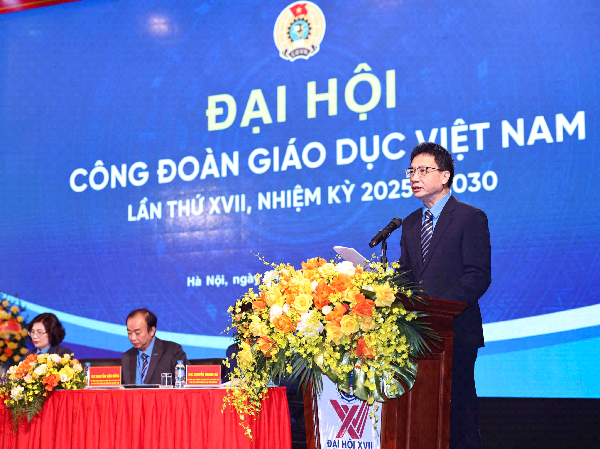 Công đoàn Giáo dục Việt Nam: Đổi mới, đột phá, đồng hành cùng đội ngũ nhà giáo Công đoàn Giáo dục Việt Nam: Đổi mới, đột phá, đồng hành cùng đội ngũ nhà giáo