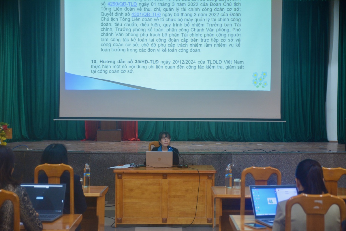 Đà Nẵng quan tâm bồi dưỡng nghiệp vụ tài chính cho cán bộ công đoàn Đà Nẵng quan tâm bồi dưỡng nghiệp vụ tài chính cho cán bộ công đoàn