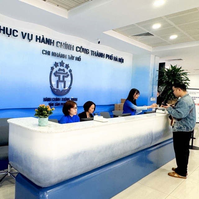 Năm 2026 sẽ tiếp tục tinh giản biên chế và đề xuất điều chỉnh tiền lương