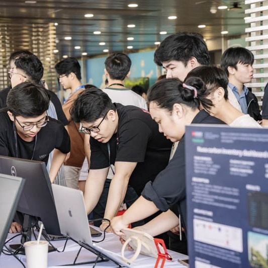 Ai được xác định là nhân lực công nghiệp, công nghệ số từ năm 2026?