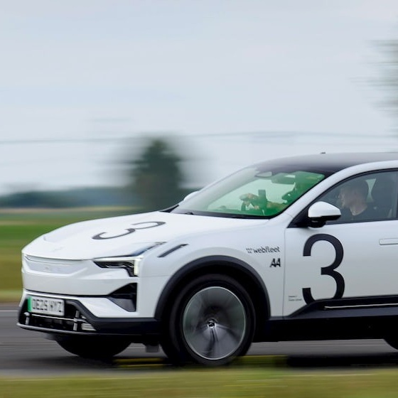 SUV điện liên doanh giữa Volvo và Geely lập Kỷ lục Guinness với quãng đường 935 km sau chỉ một lần sạc