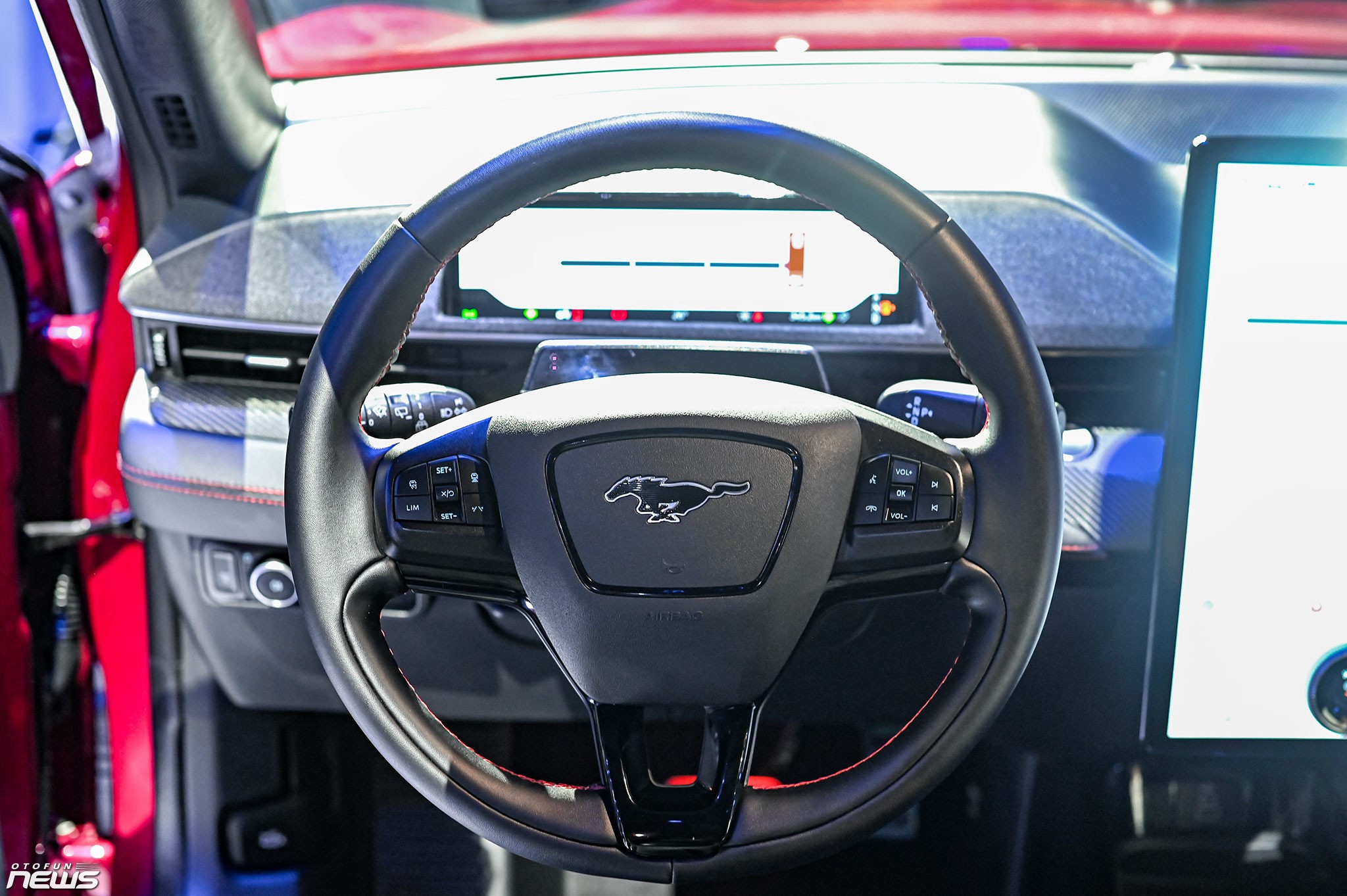 Ford Mustang Mach-E: Di sản của dòng xe cơ bắp Mỹ trong một mẫu xe SUV điện Ford Mustang Mach-E: Di sản của dòng xe cơ bắp Mỹ trong một mẫu xe SUV điện