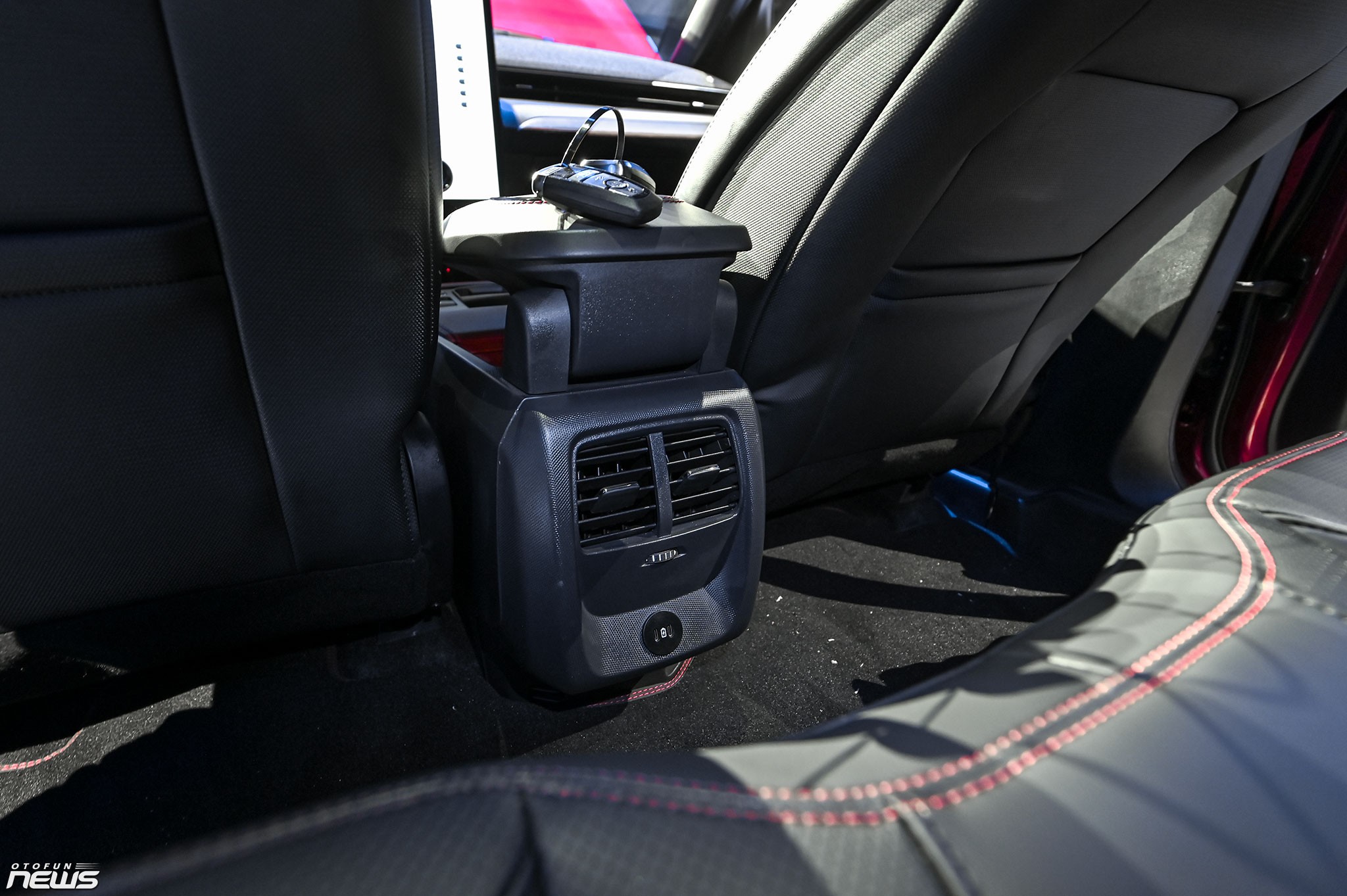 Ford Mustang Mach-E: Di sản của dòng xe cơ bắp Mỹ trong một mẫu xe SUV điện Ford Mustang Mach-E: Di sản của dòng xe cơ bắp Mỹ trong một mẫu xe SUV điện