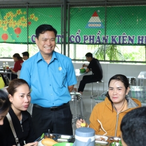 Người lao động An Giang gửi gắm niềm tin trước thềm Đại hội Đảng