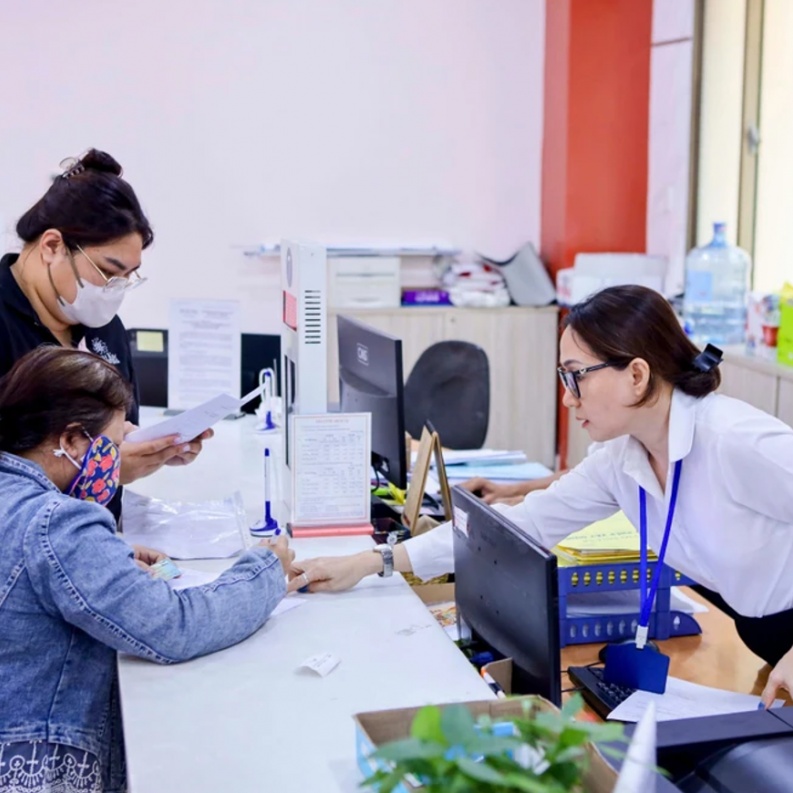 Cán bộ, công chức cấp xã vẫn được hưởng phụ cấp kiêm nhiệm sau 6 tháng sắp xếp