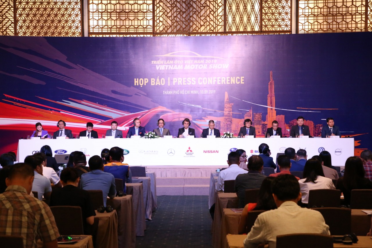 Triển lãm Ô tô   Xe máy Việt Nam 2025