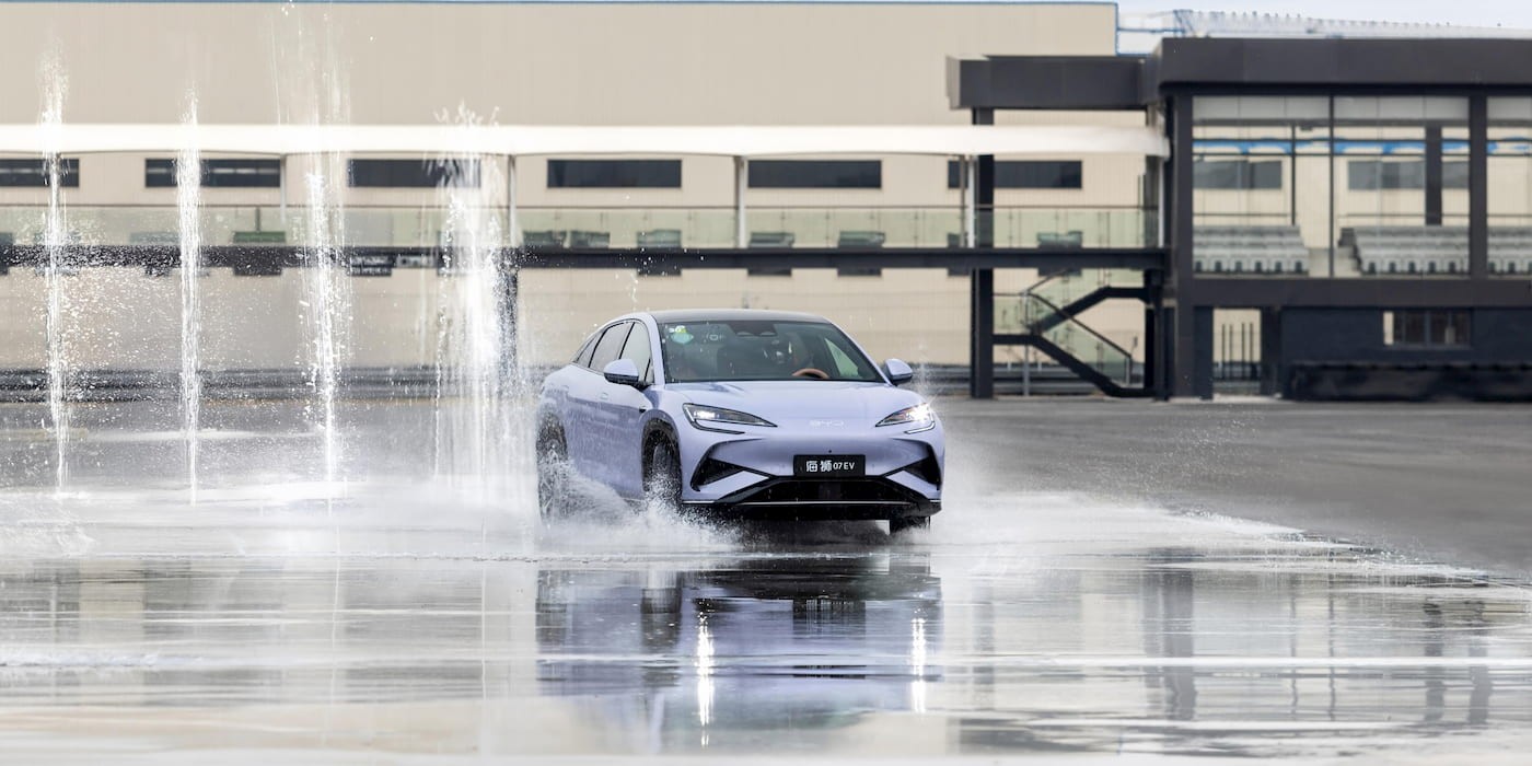 BYD mở cửa trường đua địa hình cho xe điện ở Trung Quốc, đầu tư hơn 18 nghìn tỷ đồng