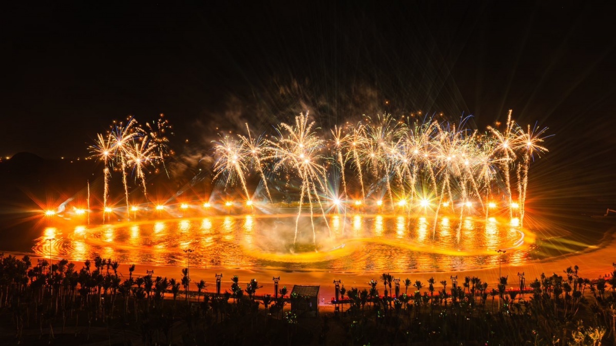 Từ DIFF Đà Nẵng tới đại nhạc hội pháo hoa Hà Nội: Dấu ấn khẳng định vị thế “ông lớn pháo hoa” Sun Group