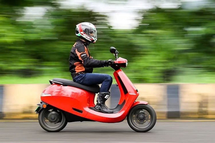 Ola Electric ra mắt S1 Pro Sport, xe máy điện đầu tiên tại Ấn Độ có ADAS Ola Electric ra mắt S1 Pro Sport, xe máy điện đầu tiên tại Ấn Độ có ADAS
