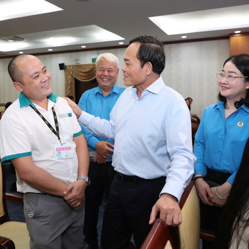 Công đoàn TP HCM chăm lo Tết: Điểm tựa bền bỉ cho công nhân lao động