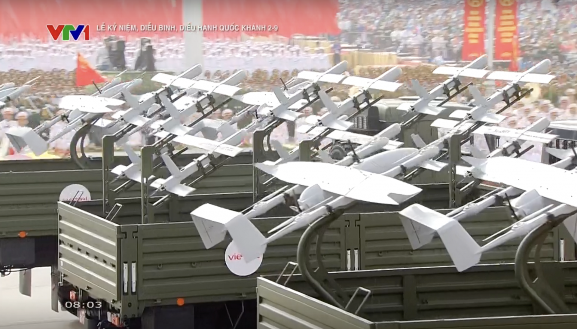 Ngắm và xem thông tin về dàn khí tài, xe đặc chủng của Quân đội nhân dân Việt Nam trong diễu binh Ngắm và xem thông tin về dàn khí tài, xe đặc chủng của Quân đội nhân dân Việt Nam trong diễu binh