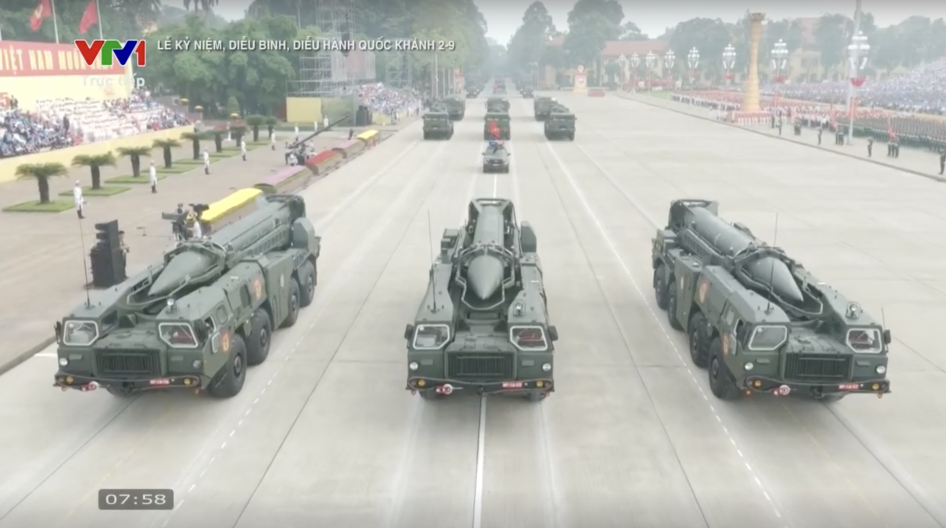 Ngắm và xem thông tin về dàn khí tài, xe đặc chủng của Quân đội nhân dân Việt Nam trong diễu binh Ngắm và xem thông tin về dàn khí tài, xe đặc chủng của Quân đội nhân dân Việt Nam trong diễu binh