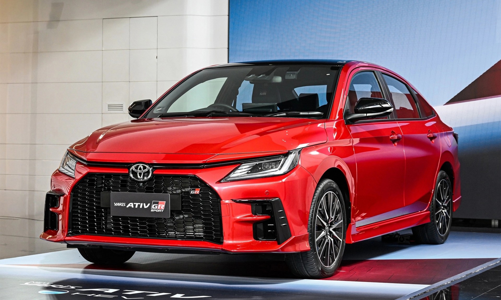 Toyota Yaris ATIV hybrid 2025 ra mắt tại Thái Lan, tiêu hao chỉ 3,4L/100km Toyota Yaris ATIV hybrid 2025 ra mắt tại Thái Lan, tiêu hao chỉ 3,4L/100km