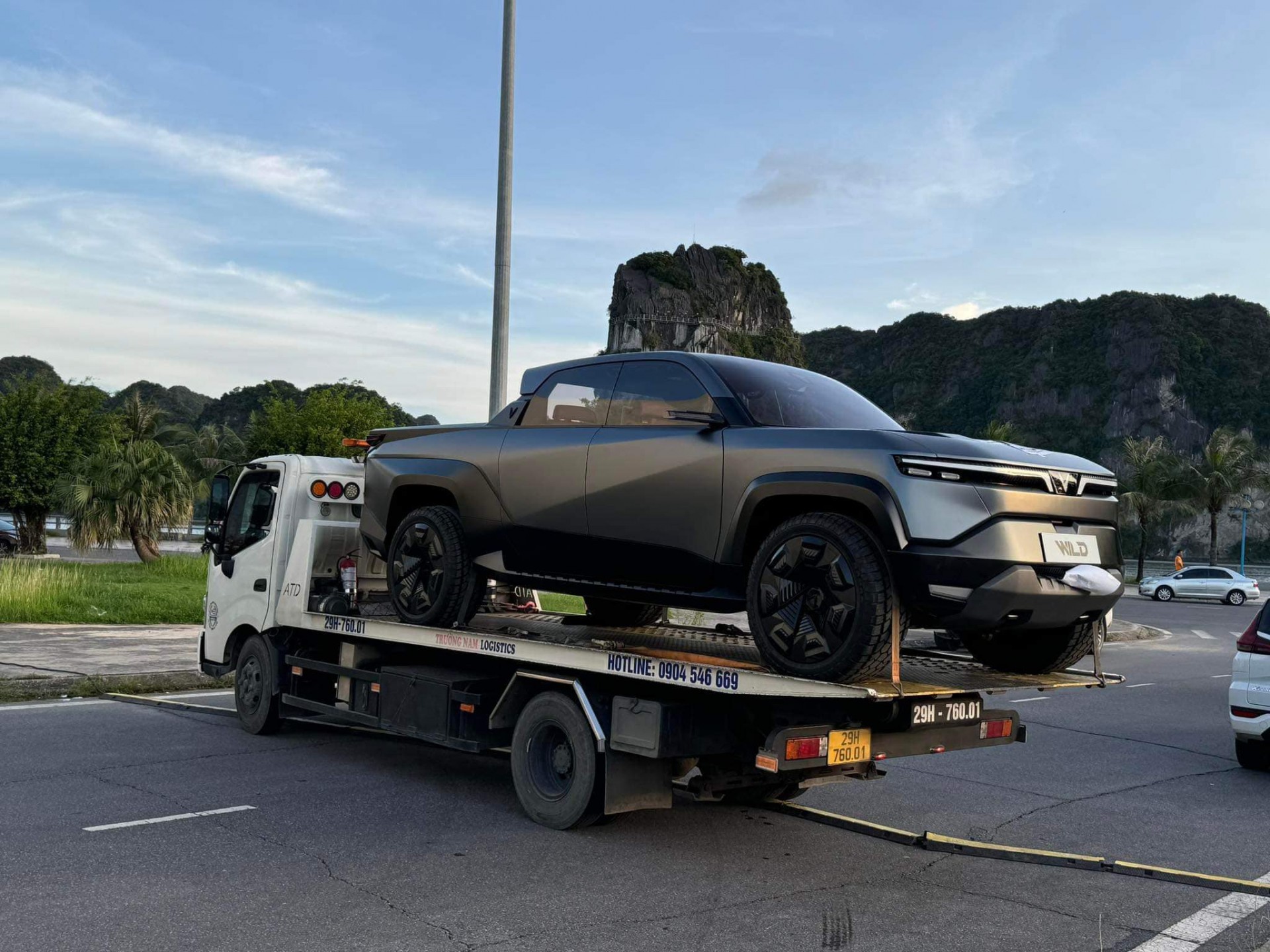 VinFast VF Wild màu mới bất ngờ xuất hiện tại Hà Nội