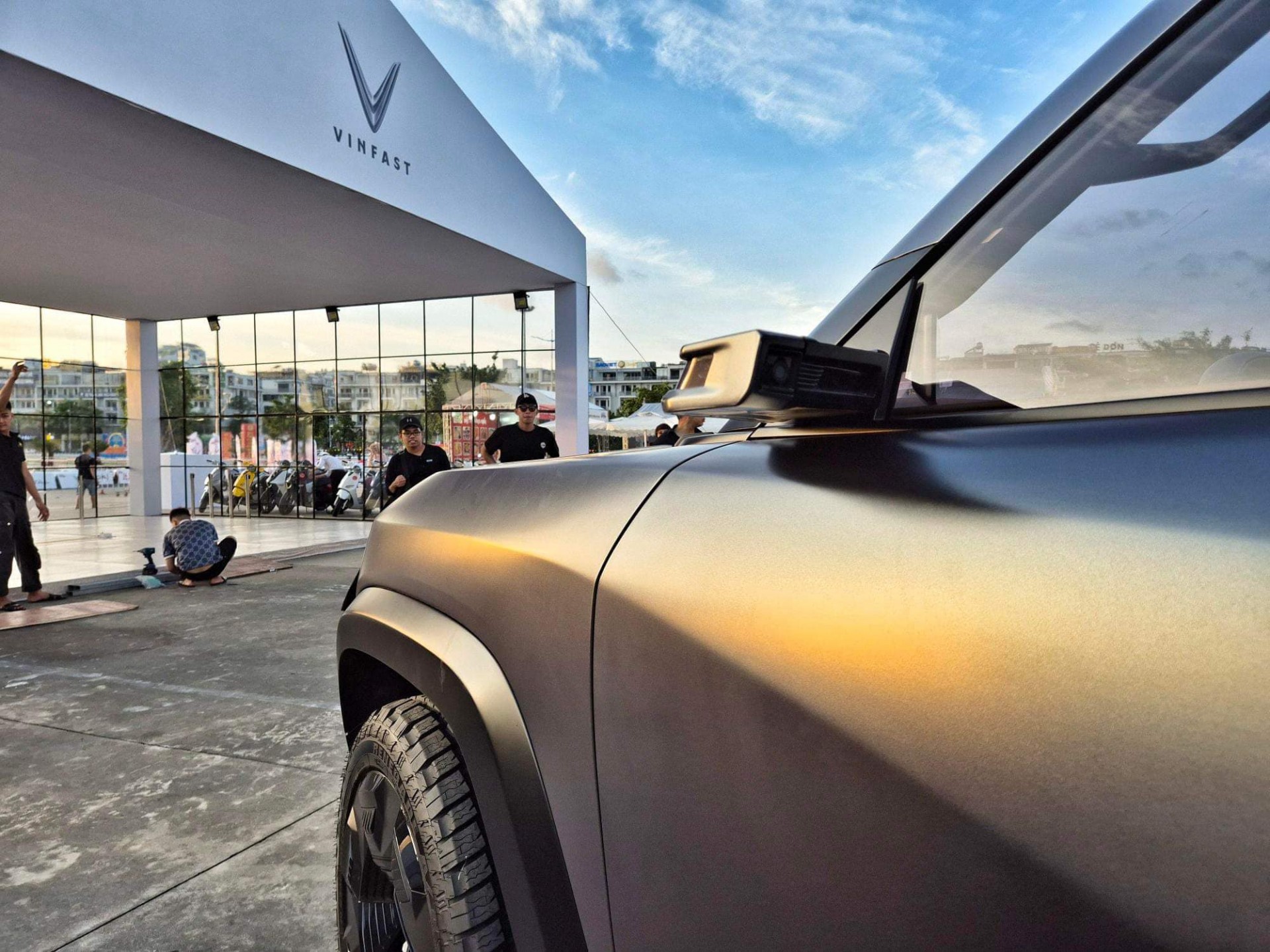 VinFast VF Wild màu mới bất ngờ xuất hiện tại Hà Nội