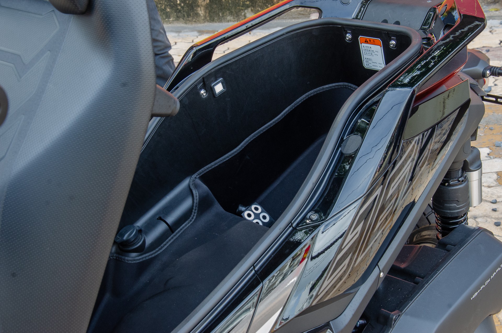 Cận cảnh Zontes 368G, xe tay ga Trung Quốc giá 138 triệu đồng Cận cảnh Zontes 368G, xe tay ga Trung Quốc giá 138 triệu đồng