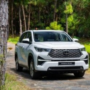 Bùng nổ ưu đãi mừng sinh nhật 30 năm của Toyota Việt Nam