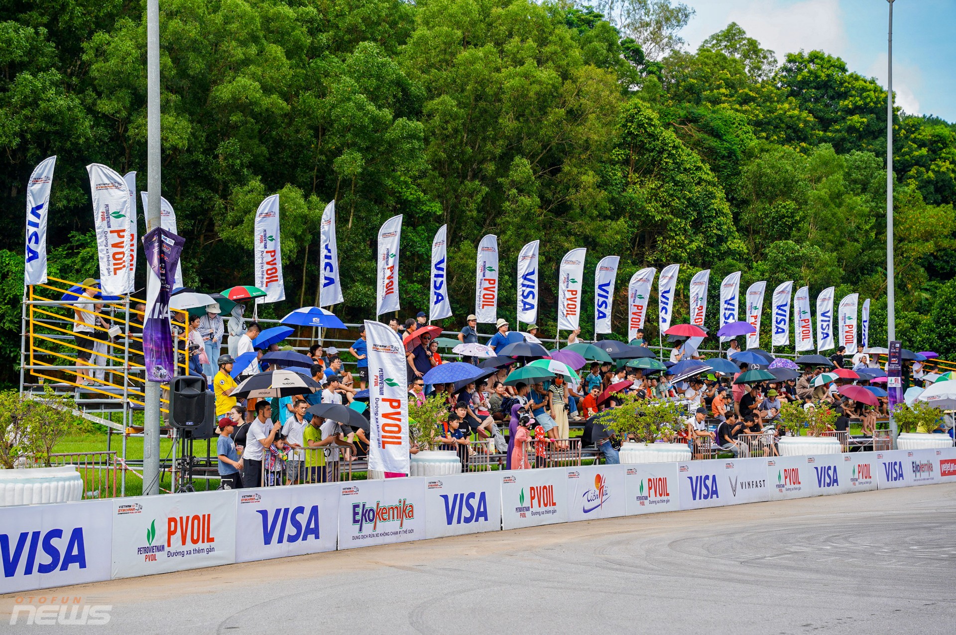 Từ đấu trường F1 đến đường đua Việt