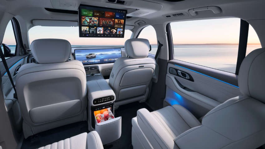 Mẫu SUV hybrid cỡ lớn Geely Galaxy M9 bắt đầu được bán ở Trung Quốc với giá rẻ hàng đầu phân khúc