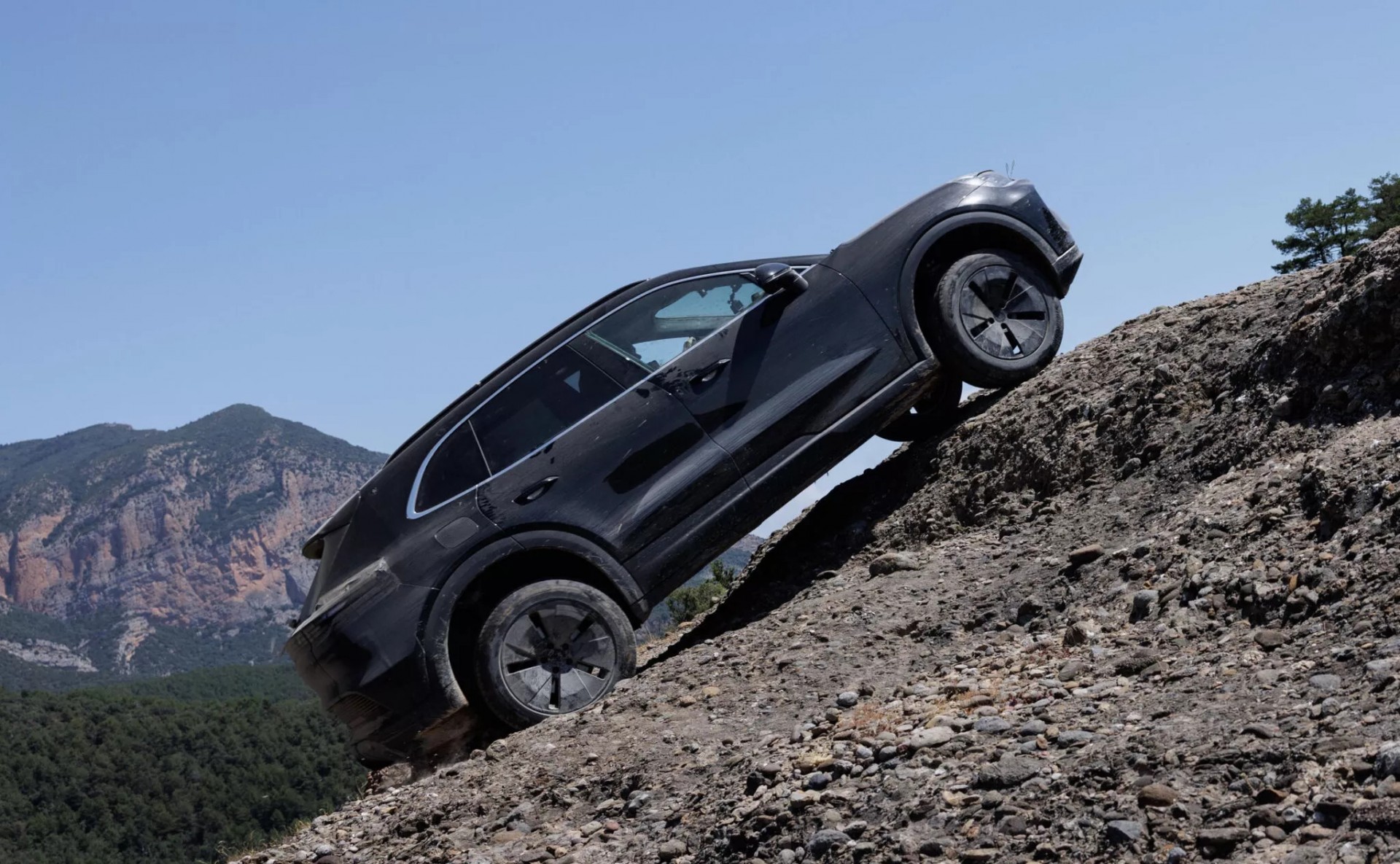 Ứng dụng AI cắt ngắn công đoạn phát triển Porsche Cayenne chạy điện như thế nào Ứng dụng AI cắt ngắn công đoạn phát triển Porsche Cayenne chạy điện như thế nào