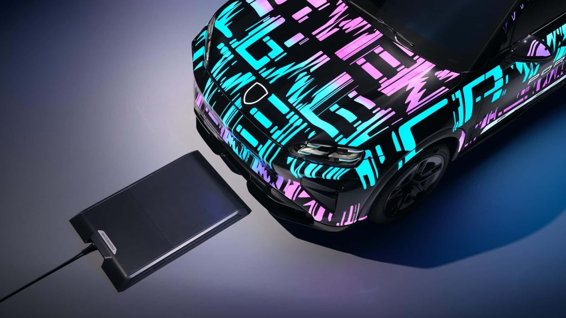 Porsche phát triển tấm sạc xe điện không dây, giá 155 triệu đồng làm tùy chọn cho mẫu Cayenne EV mới