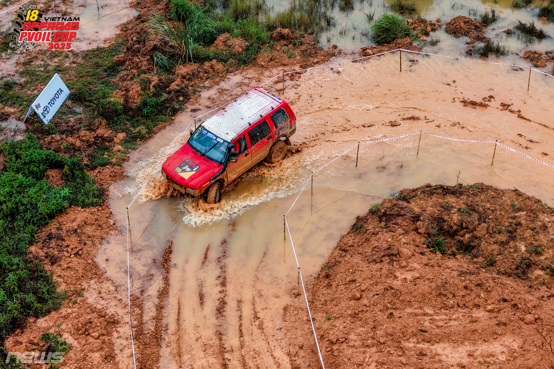 Hạng Cơ bản VOC 2025: Khi xe thương mại bước vào 'đấu trường bùn đất'