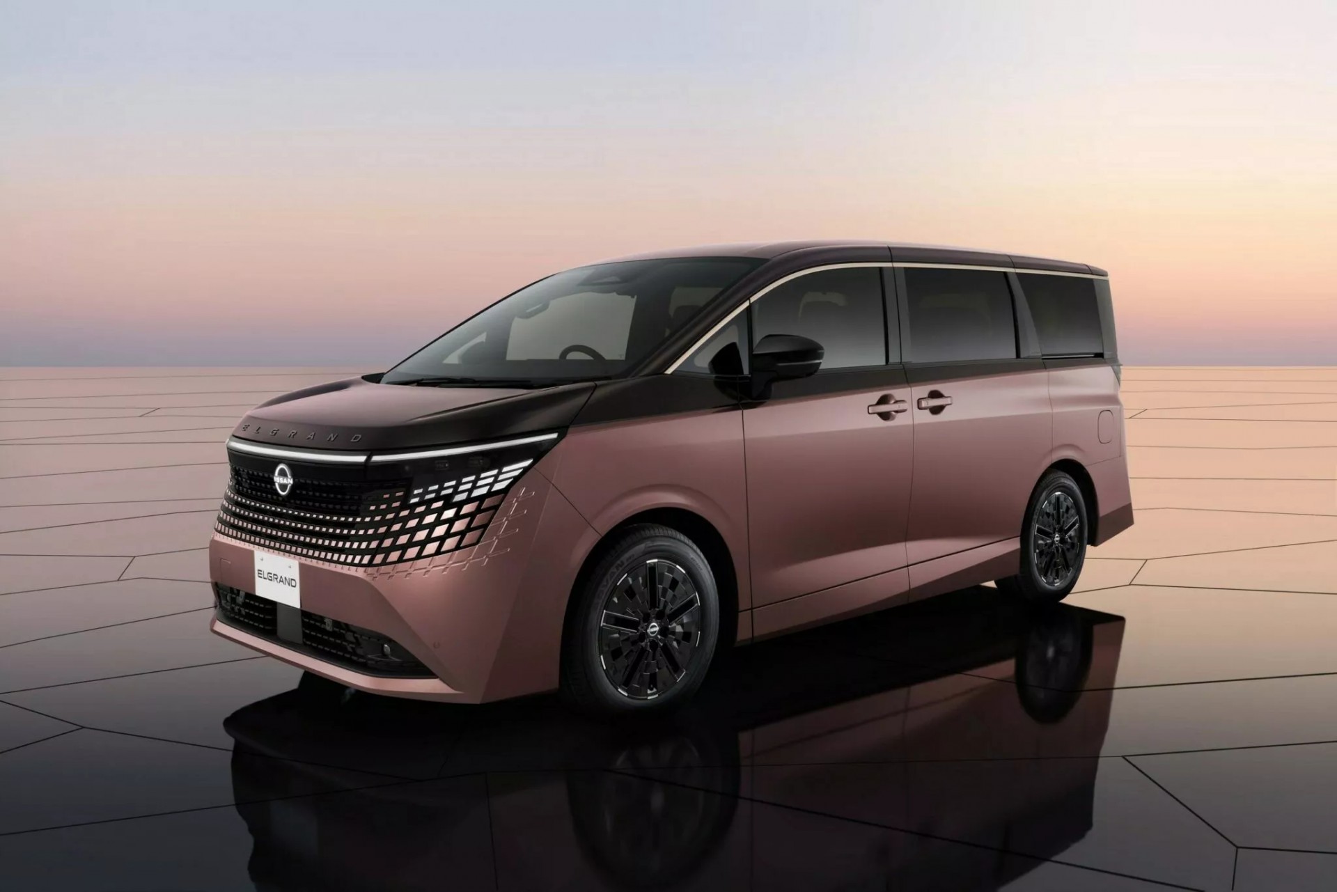Phía trước của Nissan Elgrand 2026