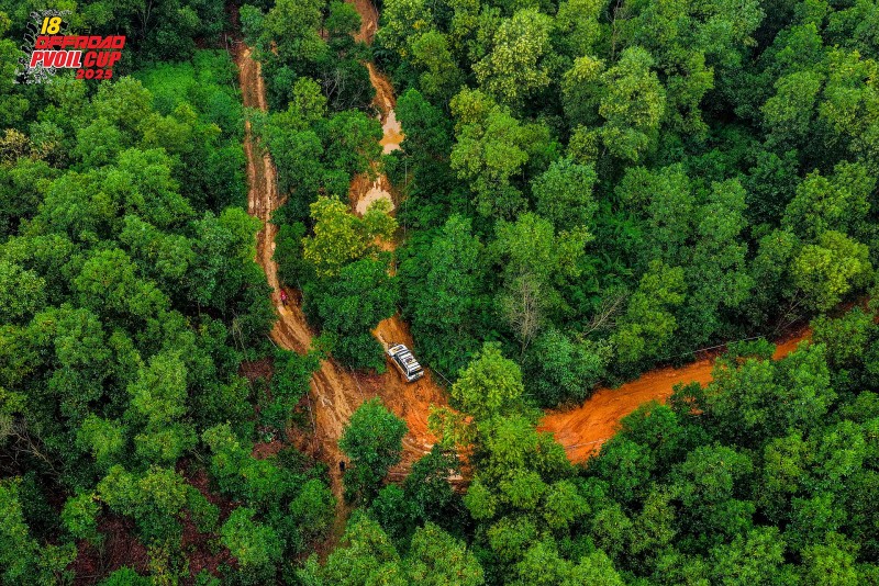 Chiêm ngưỡng những cung đường thi đấu 'tuyệt đối điện ảnh' tại PVOIL VOC 2025