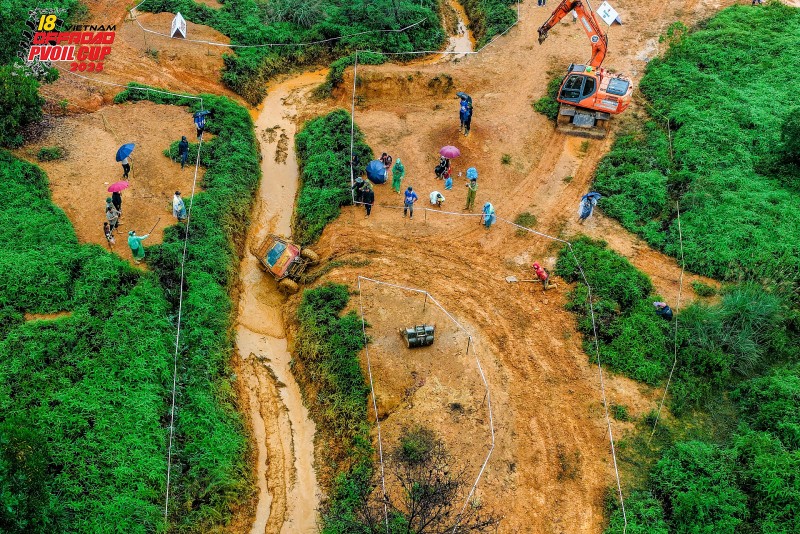 Chiêm ngưỡng những cung đường thi đấu 'tuyệt đối điện ảnh' tại PVOIL VOC 2025