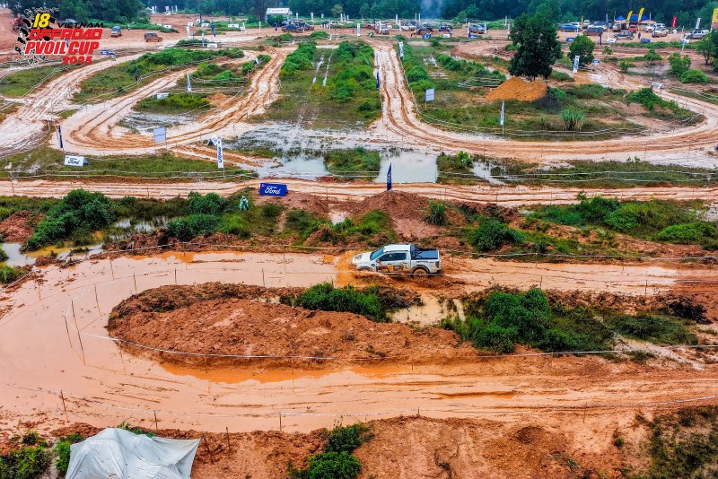 Chiêm ngưỡng những cung đường thi đấu 'tuyệt đối điện ảnh' tại PVOIL VOC 2025