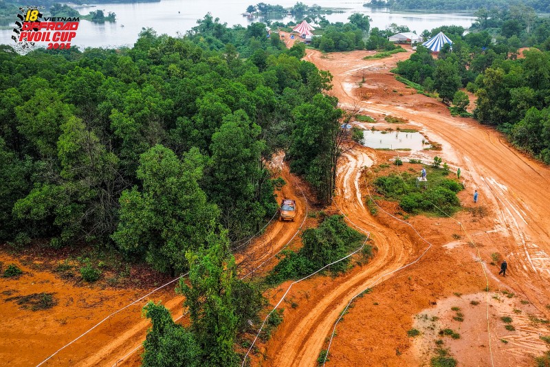 Chiêm ngưỡng những cung đường thi đấu 'tuyệt đối điện ảnh' tại PVOIL VOC 2025