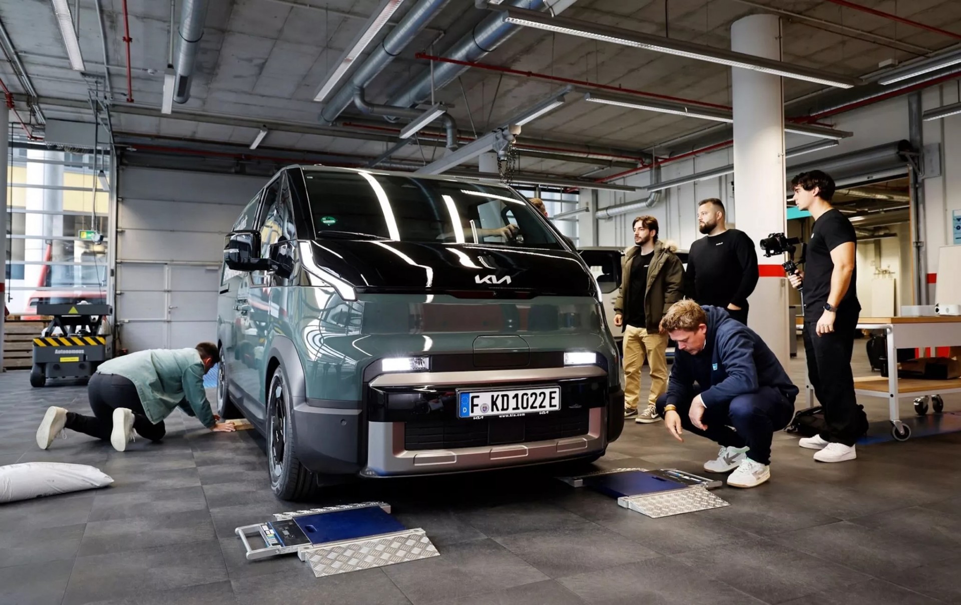 Chiếc Kia PV5 tham gia thử thách là xe tiêu chuẩn, chưa qua chỉnh sửa