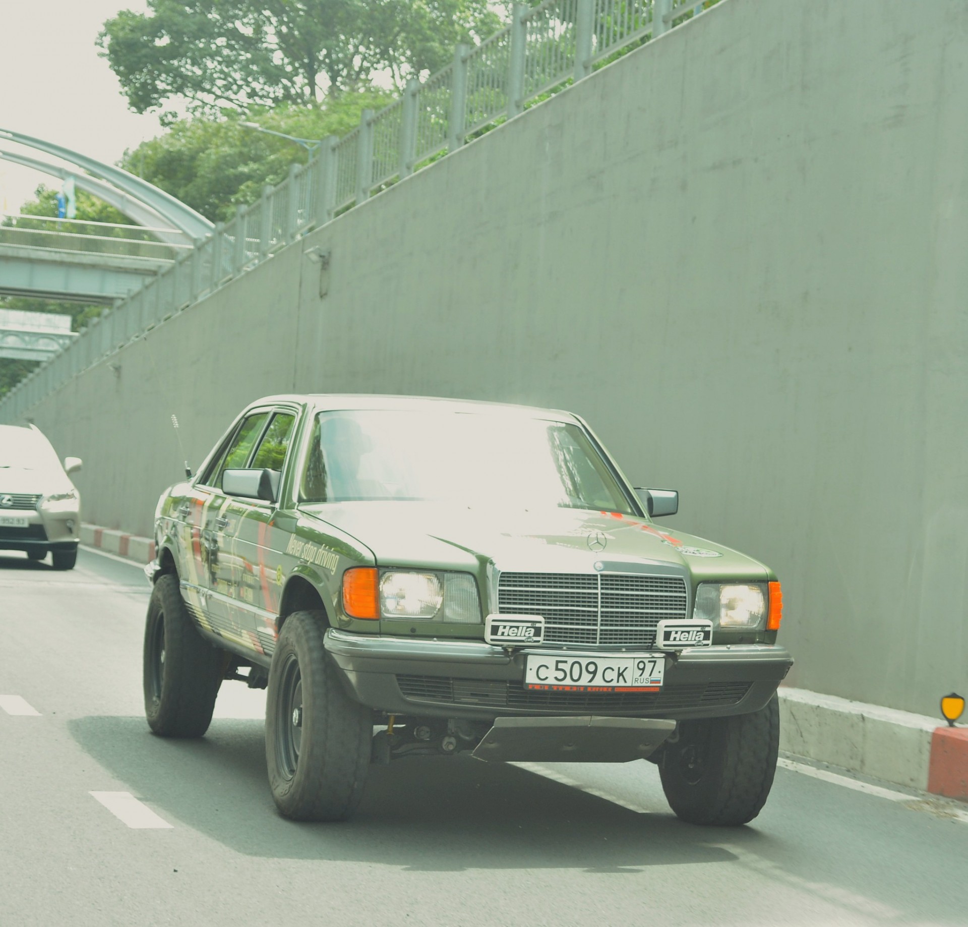 Dàn xe cổ châu Âu đổ bộ Việt Nam, khởi đầu hành trình Mekong 2025 Dàn xe cổ châu Âu đổ bộ Việt Nam, khởi đầu hành trình Mekong 2025