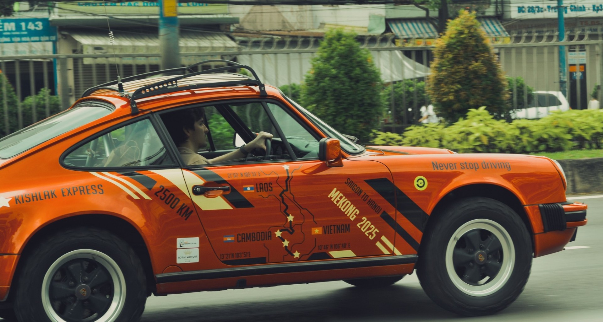 Dàn xe cổ châu Âu đổ bộ Việt Nam, khởi đầu hành trình Mekong 2025 Dàn xe cổ châu Âu đổ bộ Việt Nam, khởi đầu hành trình Mekong 2025